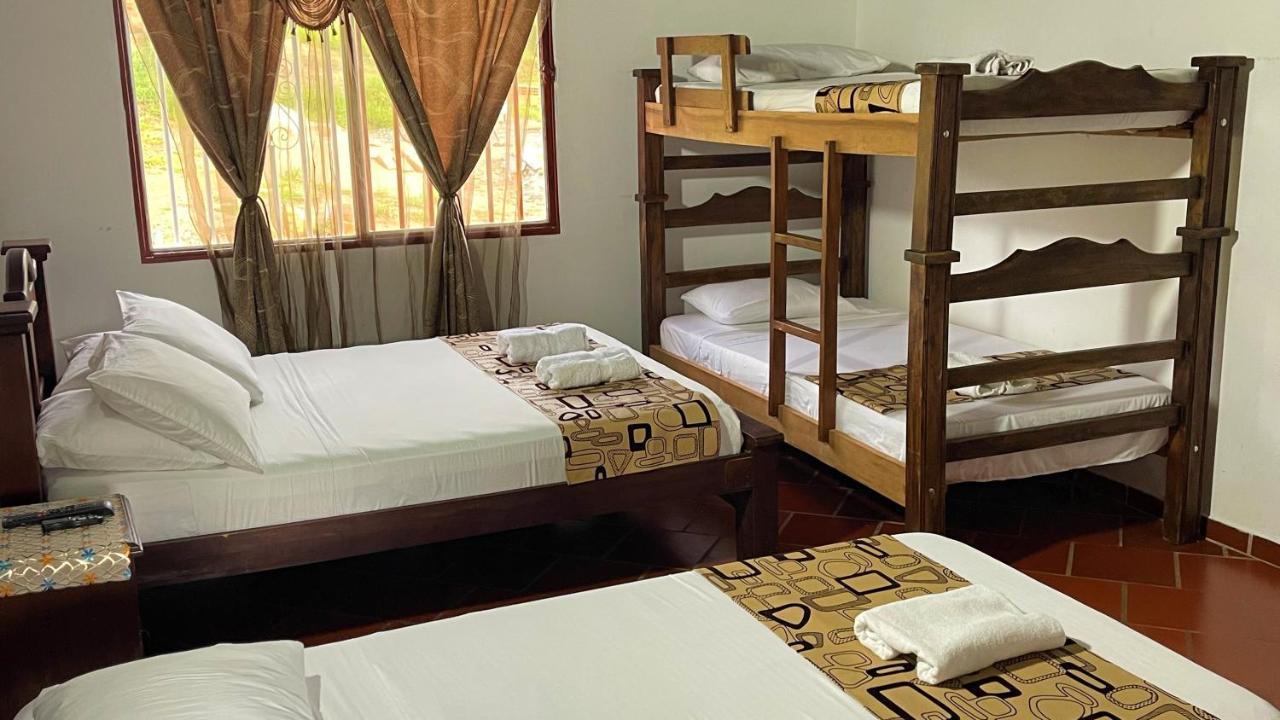 Hotel Campestre Palmas Del Zamorano San Gil Zewnętrze zdjęcie