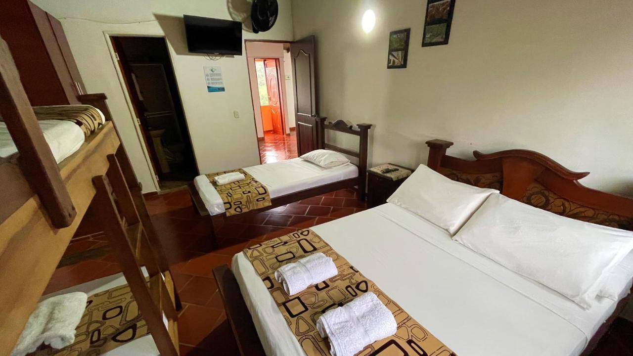 Hotel Campestre Palmas Del Zamorano San Gil Zewnętrze zdjęcie