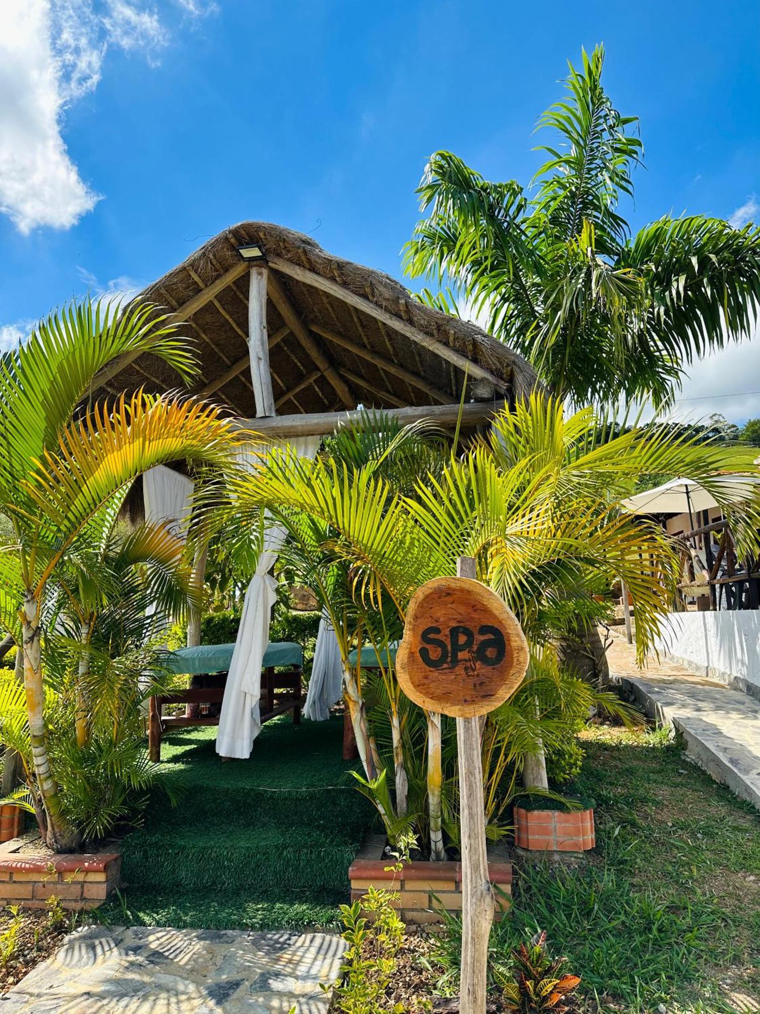 Hotel Campestre Palmas Del Zamorano San Gil Zewnętrze zdjęcie