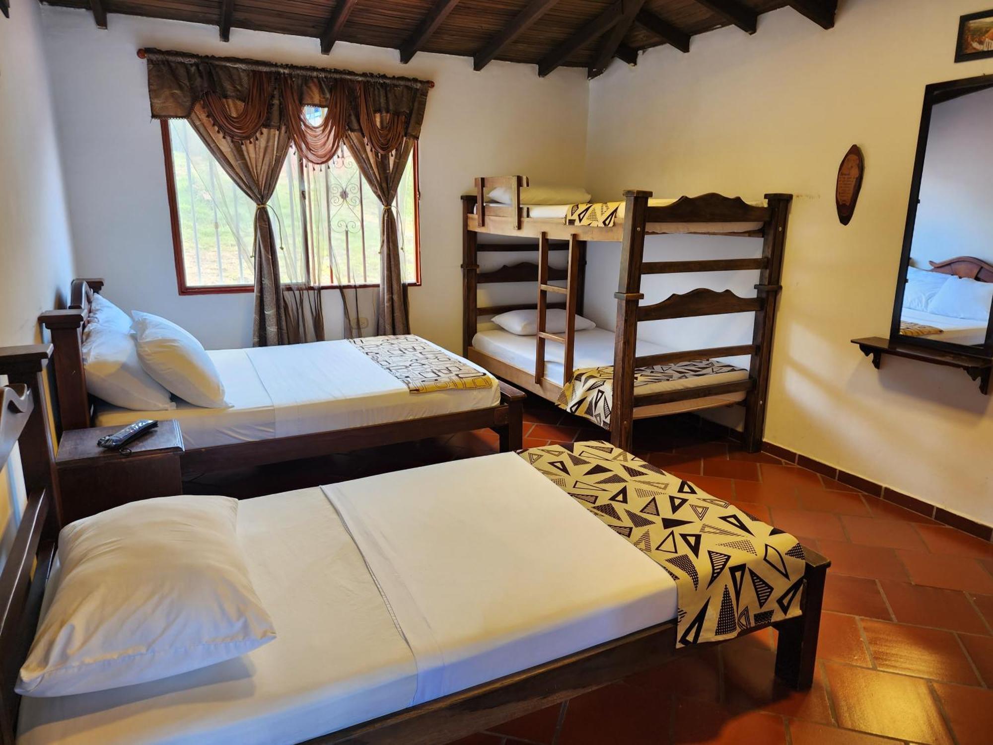 Hotel Campestre Palmas Del Zamorano San Gil Zewnętrze zdjęcie