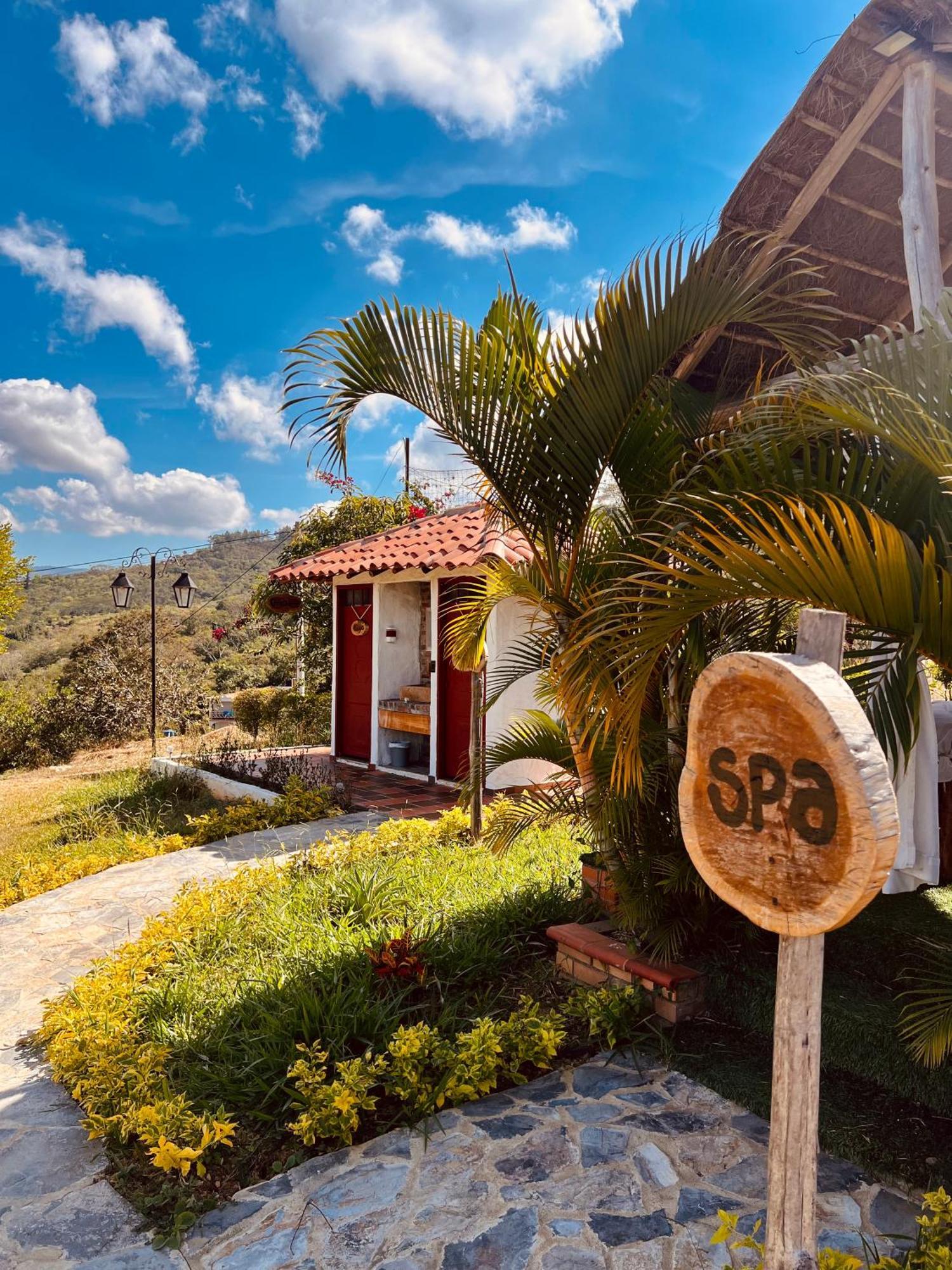 Hotel Campestre Palmas Del Zamorano San Gil Zewnętrze zdjęcie